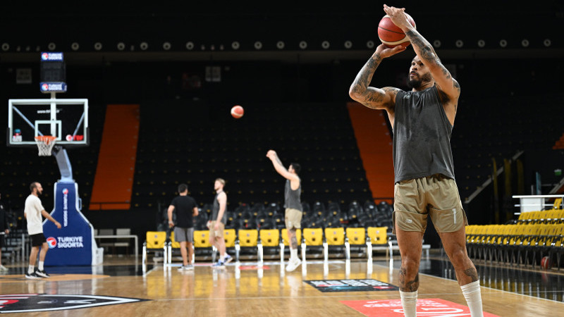 CARETTALAR’DA HEDEF PLAY-OFF’U GARANTİLEMEK
