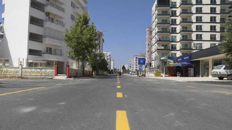 SİLİFKE’NİN ÖNEMLİ CADDE VE SOKAKLARI YENİ YÜZÜNE KAVUŞTU