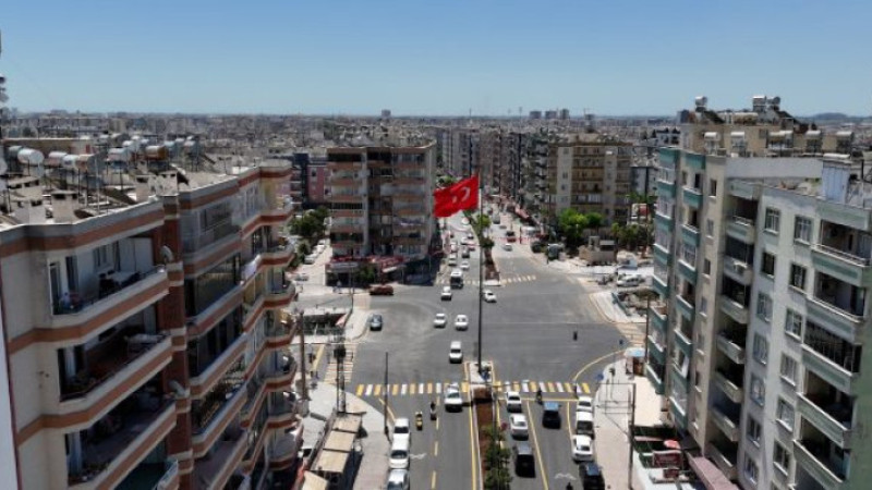 MERSİN BÜYÜKŞEHİR, TARSUS CETVEL KÖPRÜSÜ KAVŞAĞI’NI MODERN HALE GETİRDİ
