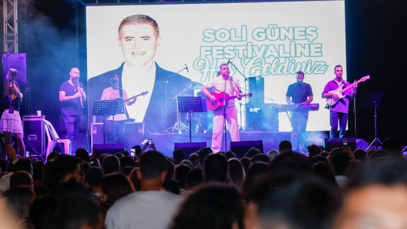 SOLİ GÜNEŞ FESTİVALİ COŞKUSU SÜRÜYOR! MEZİTLİ, MÜZİK VE RENKLİ ETKİNLİKLERLE ŞENLENİYOR