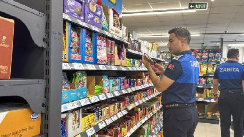 TARSUS BELEDİYESİ’NDEN MARKETLERE SIKI DENETİM