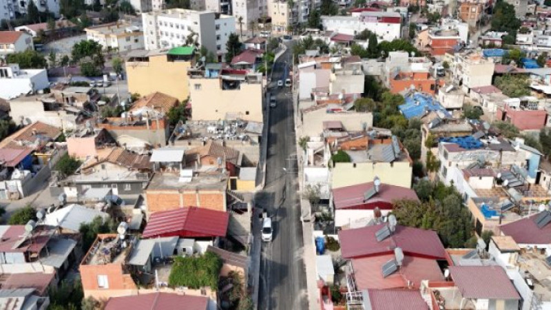 AKBELEN MAHALLESİ’NDE SICAK ASFALT ÇALIŞMASI TAMAMLANDI