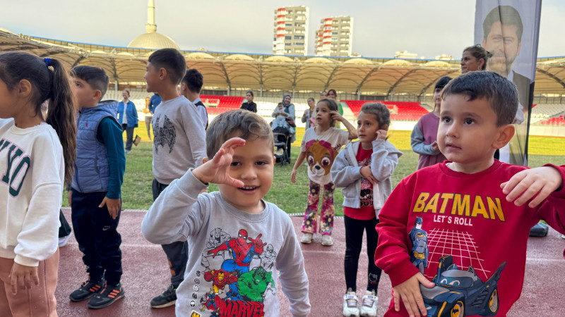 ARA TATİLDE ZUMBA KİDS COŞKUSU ÇOCUKLAR VE AİLELERİ ENERJİ DEPOLADI