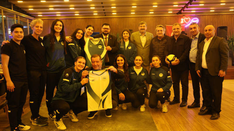 TOROSLAR’DA SPOR İÇİN BÜYÜK BULUŞMA: DAYANIŞMA GECESİNE YOĞUN KATILIM