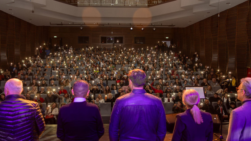MEZİTLİ BELEDİYESİ KÜLTÜR MERKEZİ HER AKŞAM SANATLA DOLUP TAŞIYOR