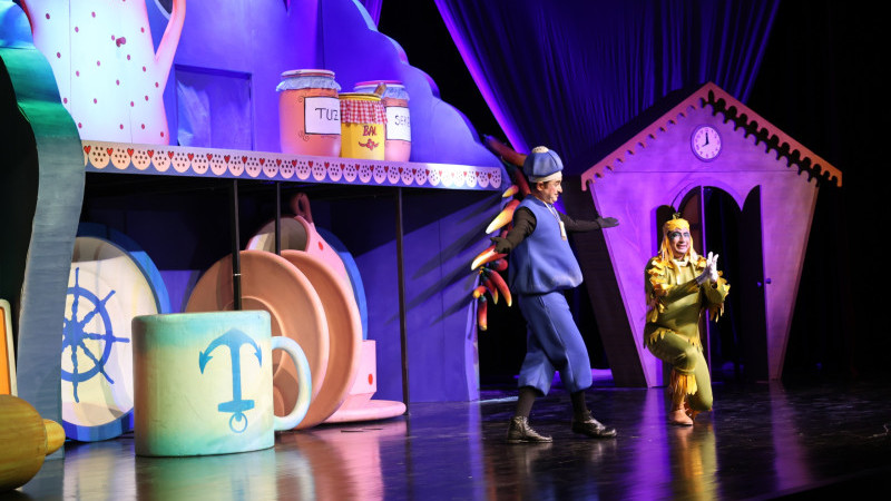 TOROSLAR BELEDİYESİNDEN ÇOCUKLARA SÖMESTR HEDİYESİ: “TATİL BAŞLASIN, PERDE AÇILSIN”