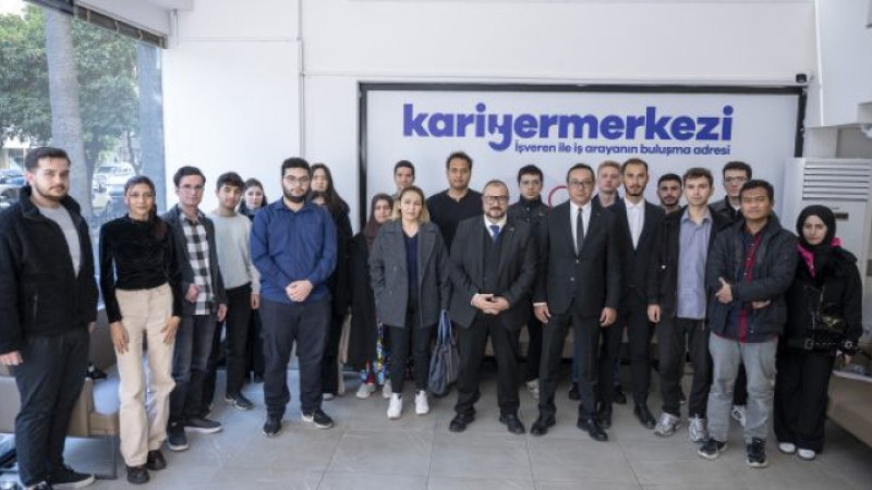 MERSİN BÜYÜKŞEHİR, GENÇLERİN KARİYER YOLCULUKLARINA SAĞLAM BİR BAŞLANGIÇ YAPMALARINA KATKI SUNUYOR