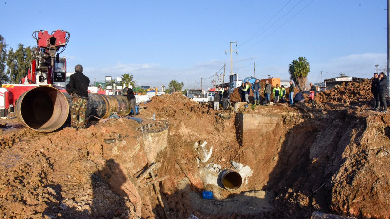 MESKİ’DEN ANA İÇME SUYU HATTINDA BAŞARILI DEPLASE ÇALIŞMASI