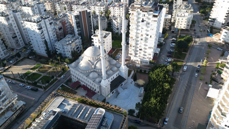 MEZİTLİ’DE CAMİLER RAMAZAN’A HAZIR