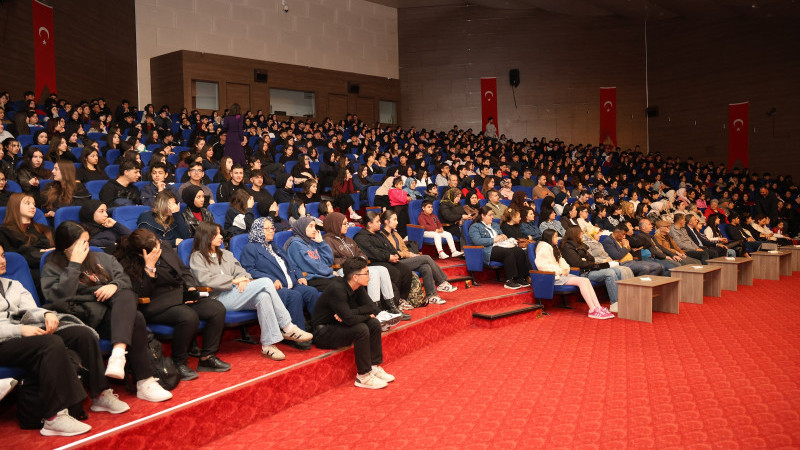 TOROSLAR’DA “KADIN DOSTU BELEDİYELER” ÇALIŞTAYI DÜZENLENDİ