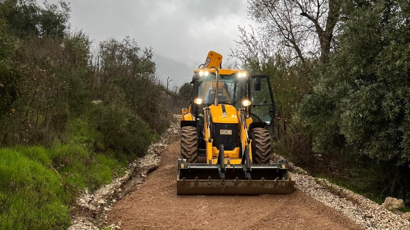 TOROSLAR BELEDİYESİ KIRSALDA ULAŞIM GÜVENLİĞİNİ ARTIRIYOR