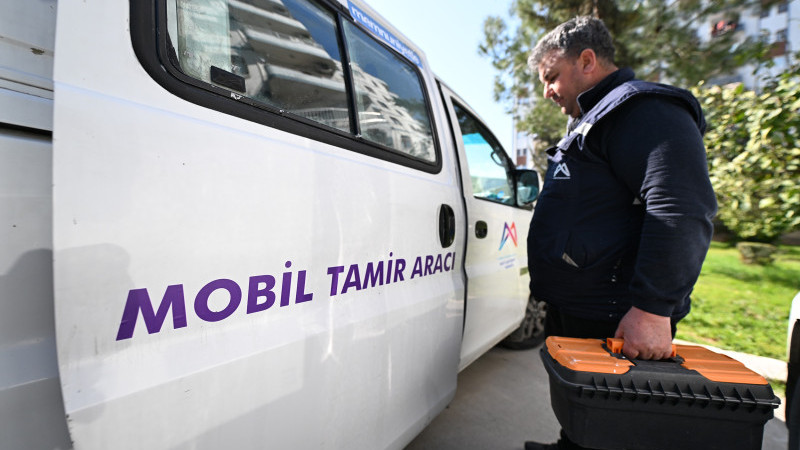 MERSİN BÜYÜKŞEHİR, “YAŞLI DESTEK HİZMETLERİ” İLE YAŞ ALMIŞLARIN EVİNDE BİR SES OLUYOR