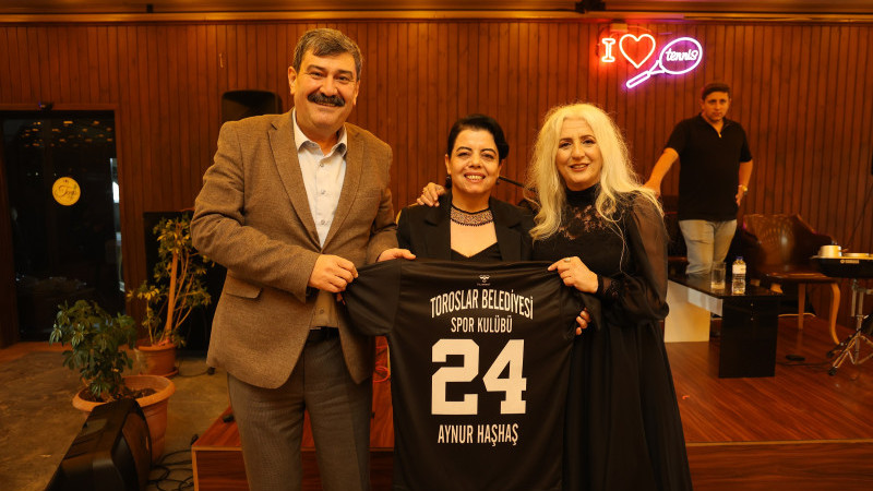 BAŞKAN YILDIZ, “KADIN SPORCULARIMIZLA GURUR DUYUYORUZ”