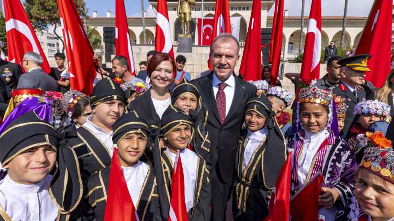 SEÇER: “ÇOCUKLARIMIZ, GELECEĞİMİZ VE UMUDUMUZDUR”