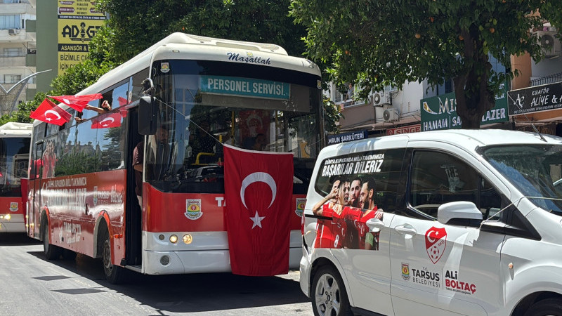 TARSUS BELEDİYESİ'NDEN A MİLLİ TAKIM'A BAYRAKLI DESTEK
