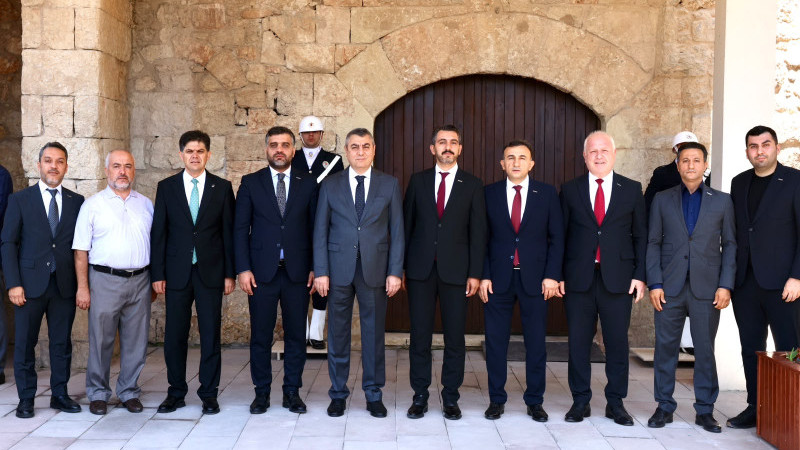 MÜSİAD MERSİN’DEN 19 OKULA CUMA MESCİDİ