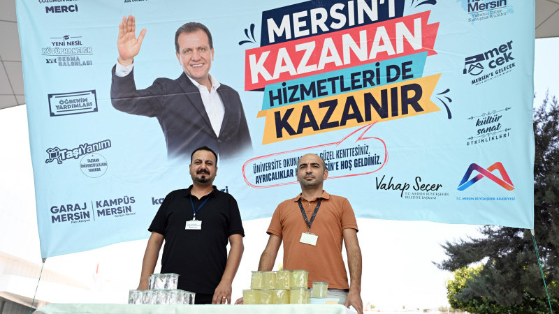 BÜYÜKŞEHİR ÜNİVERSİTE ÖĞRENCİLERİNİ MERSİN VE TARSUS OTOGARLARINDA KARŞILIYOR