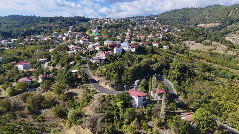 MERSİN BÜYÜKŞEHİR BELEDİYESİ, TOROSLAR’DA ULAŞIM KONFORUNU ARTIRIYOR